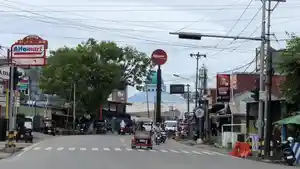 Potret-Jl-HB-Jassin-Kota-Gorontalo-yang-mulai-diberlakukan-uji-coba-sistem-satu-arah.jpg