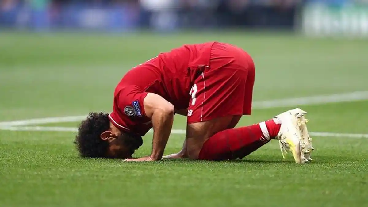 Masa Depan Mohamed Salah di Liverpool Tak Jelas, Jamie Carragher Prihatin