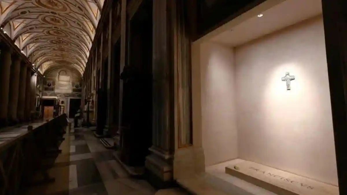 Vatikan Rilis Potret Makam Paus Fransiskus di Basilika Santa Maria Maggiore Roma 