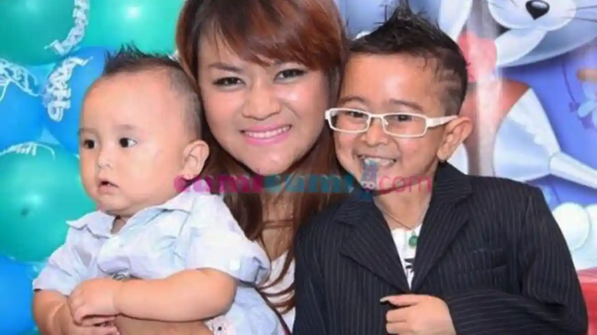 Istri Daus Mini dan Mantan Istri Berseteru di Media Sosial, Sampai Bahas Tes DNA Anak