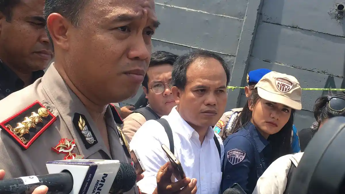 Polwan Babak Belur Dihajar Sopir Truk Dengan 3 Pukulan, Begini Kejadiannya