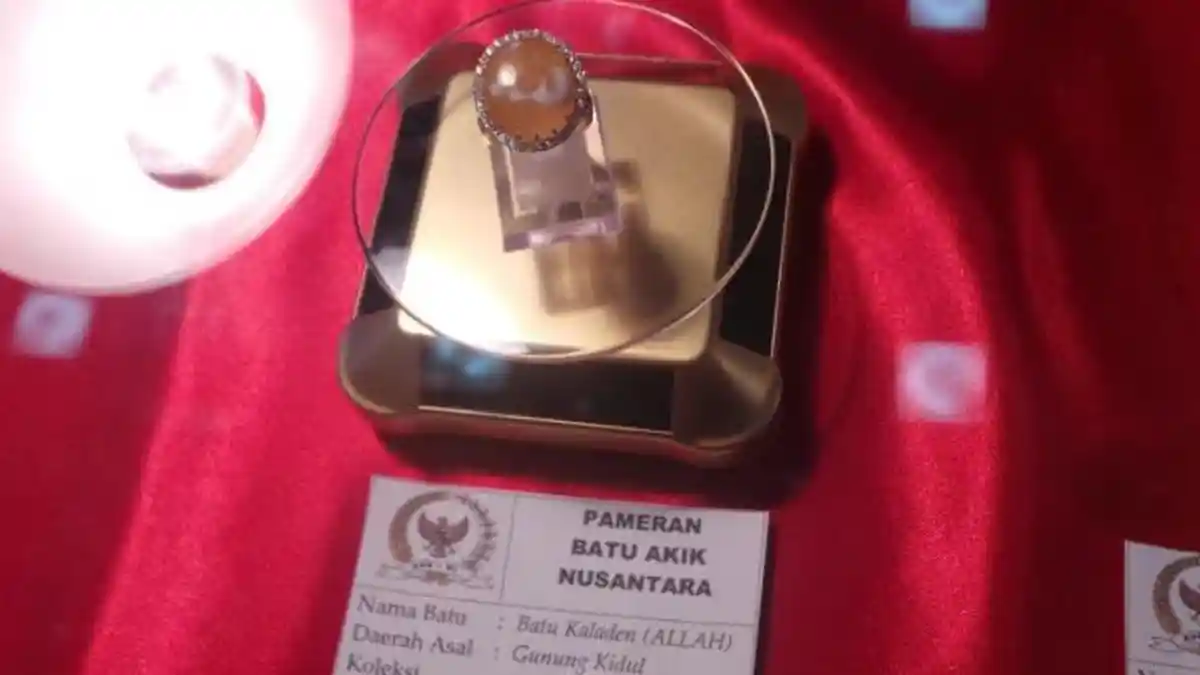 Titiek Soeharto Ungkap Proses Menemukan Batu Akik Berlafaz Allah