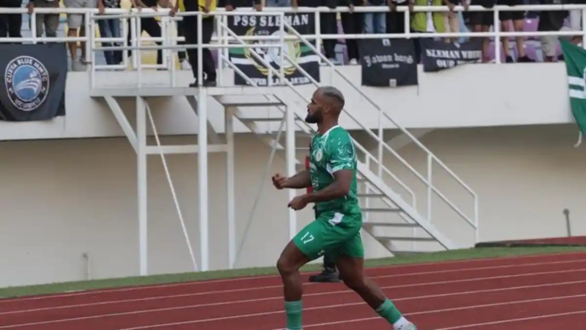 Phil Ofosu-Ayeh Buka Keran Gol PSS Sleman di Musim Ini, Berharap Tren Positif Super Elja Berlanjut