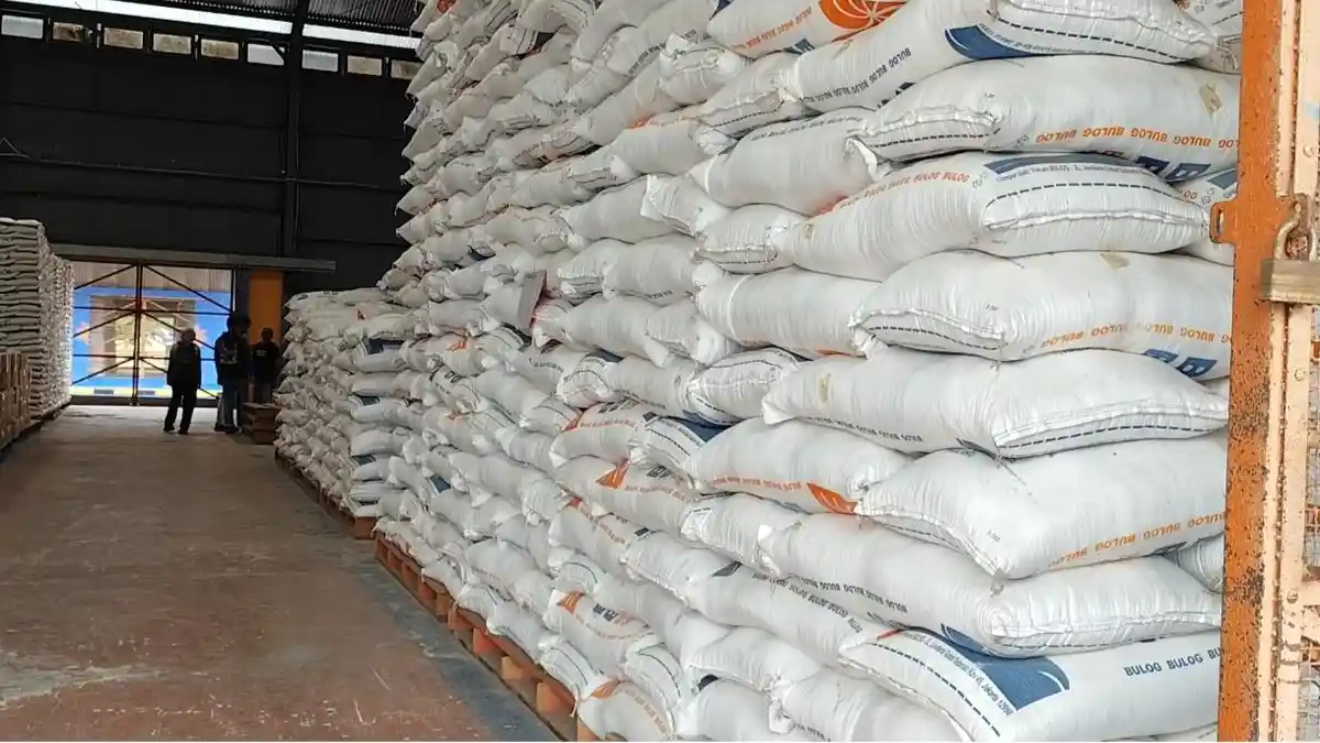 Ada 56 Ribu Ton Beras di Gudang Bulog, Stok Jelang Nataru Kendal Dipastikan Aman 