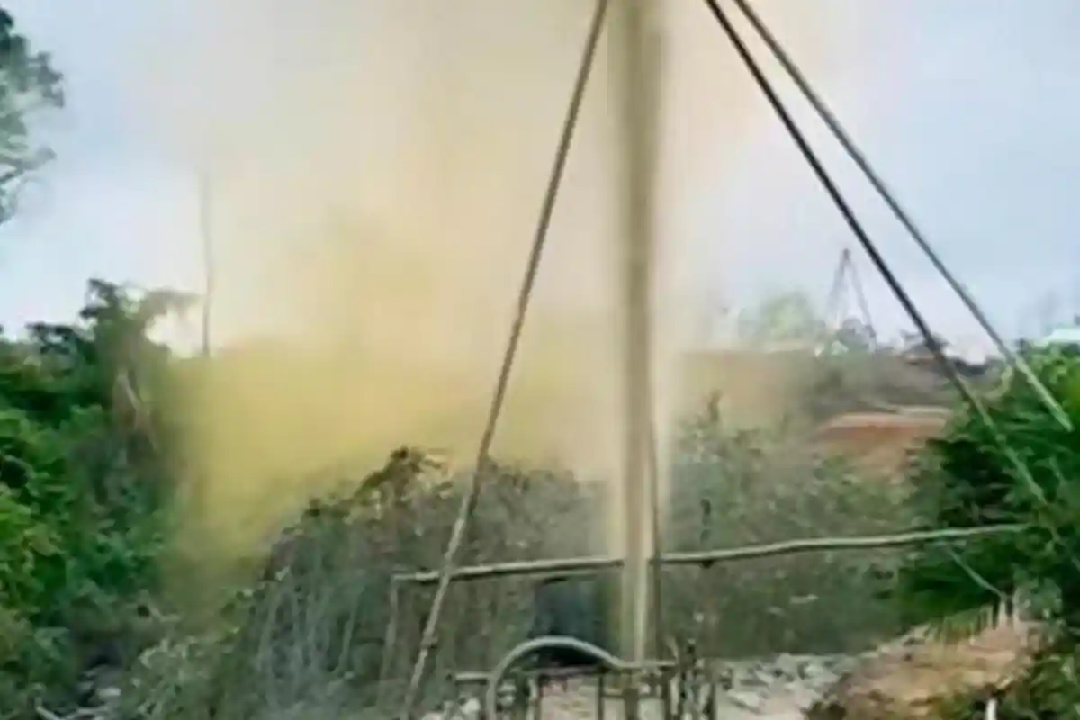 Galian Tambang Emas Jebol, Semburkan Lumpur dan Gas Berkekuatan Tinggi Puluhan Meter