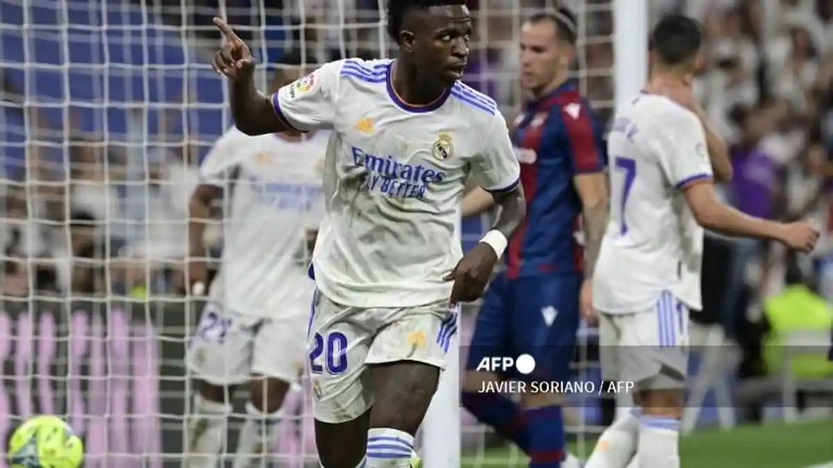 Bak Main Sulap, Vinicius Junior Dipoles Carlo Ancelotti Jadi Goal Getter Real Madrid