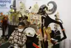 Kerajinan Wayang Kulit Hadir di Jakarta Fair 2022