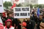 Unjuk Rasa Buruh Tolak Upah Murah