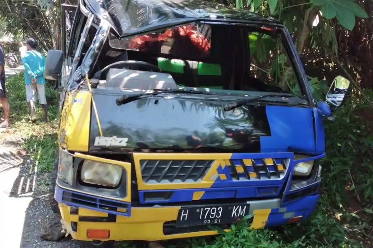 Pulang dari Layat, Pick Up Angkut 40 Orang Kecelakaan di Wonosobo, 1 Orang Meninggal, Puluhan Luka