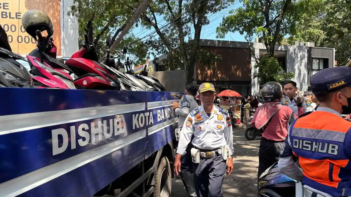 Libur Lebaran 2026: Kapolda Jabar Warning Oknum Getok Parkir, Minta Reskrim Sikat
