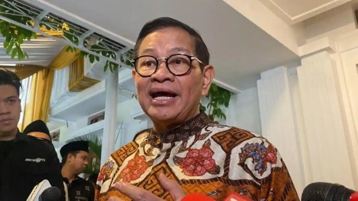 Depan Kepala Daerah, Pramono dan Dedi Mulyadi Saling Sindir Soal Macet dan Banjir