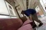 Periksa Bangku Kereta Bekas