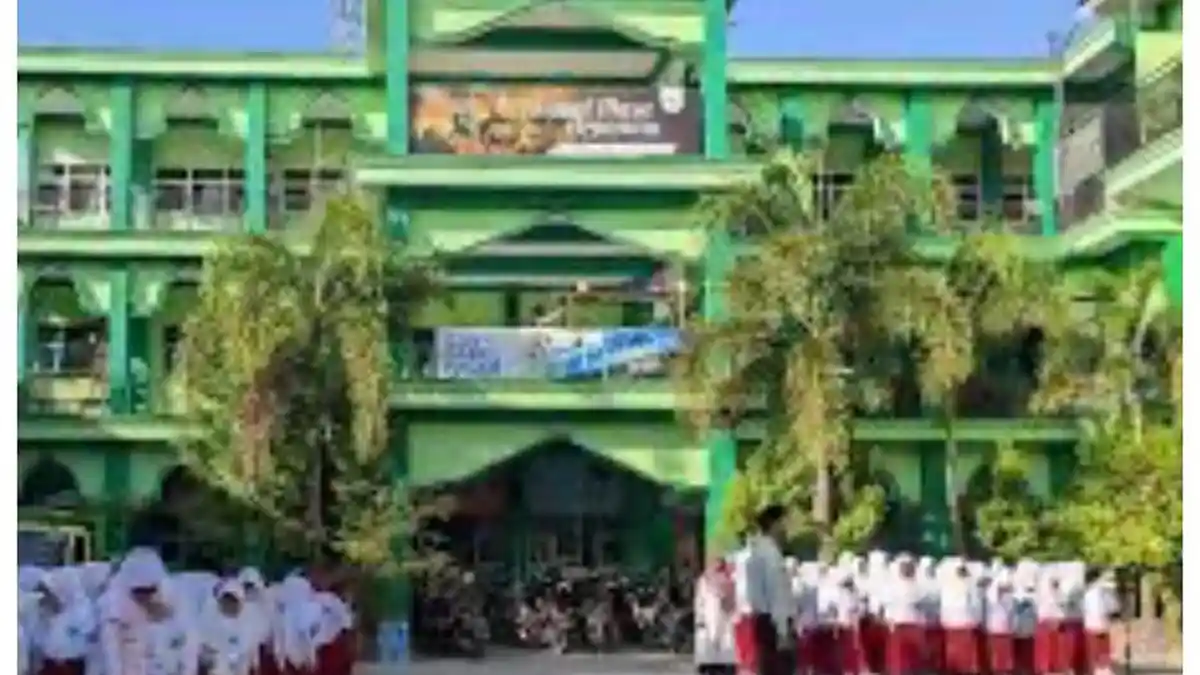 Pesantren Darul Falah Ponorogo Siapkan Santri untuk Era Digital