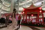 Dekorasi Imlek di Pusat Perbelanjaan