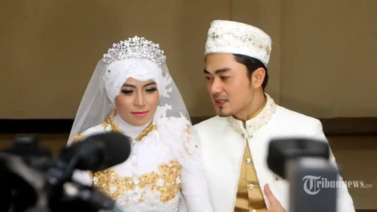 Suami Bujuk Cinta Penelope Tak Pikirkan Perceraian