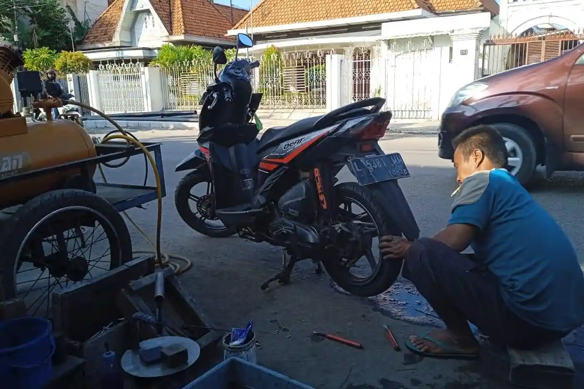 Kenalan Baru di Warkop Tawarkan Pekerjaan, Ternyata Maling Motor