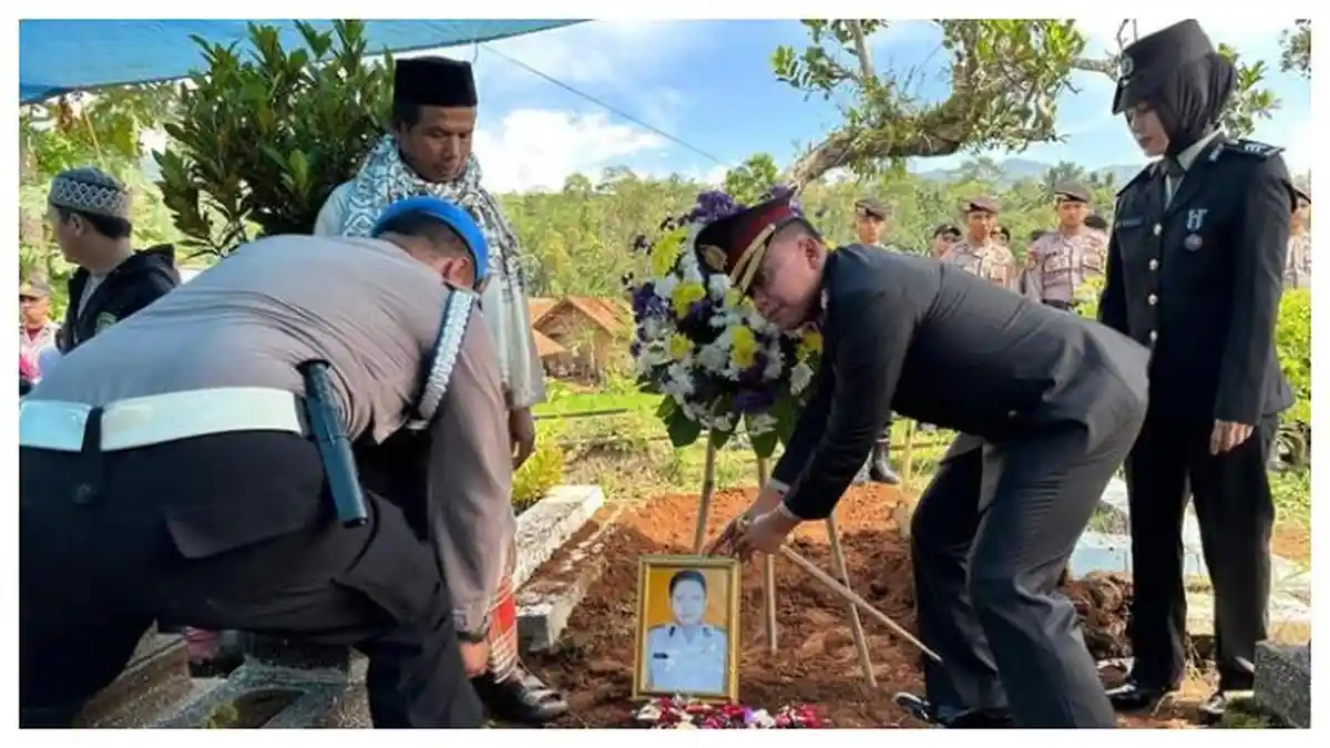 Bripka Anditya: Polisi Gugur saat Menyelamatkan Remaja di Pantai Pangandaran