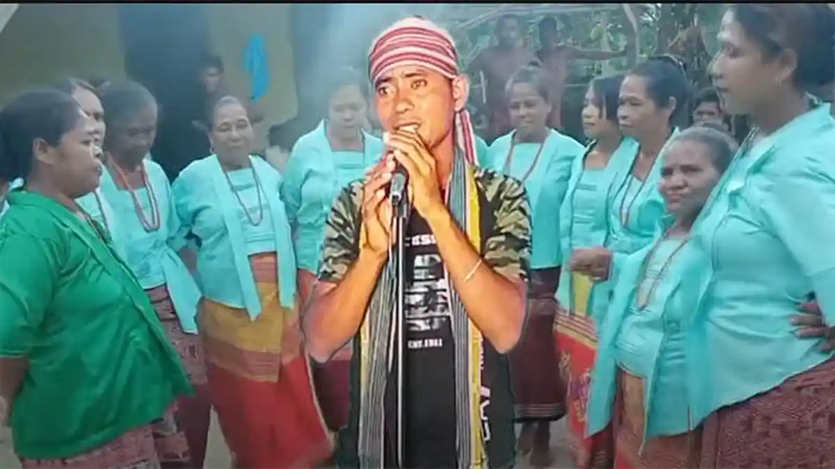 Lagu Daerah NTT dari  Kabuten Malaka, Berjudul Manu Basa Liras Biasa Jadi Pengiring Tebe