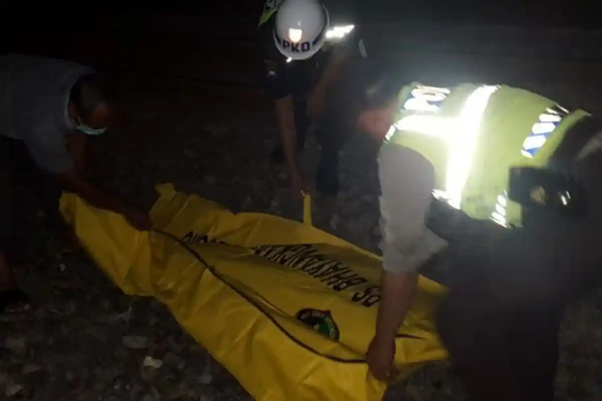 Ditabrak Kereta Api, Pria di Lamongan Tewas Dengan Tubuh Hancur