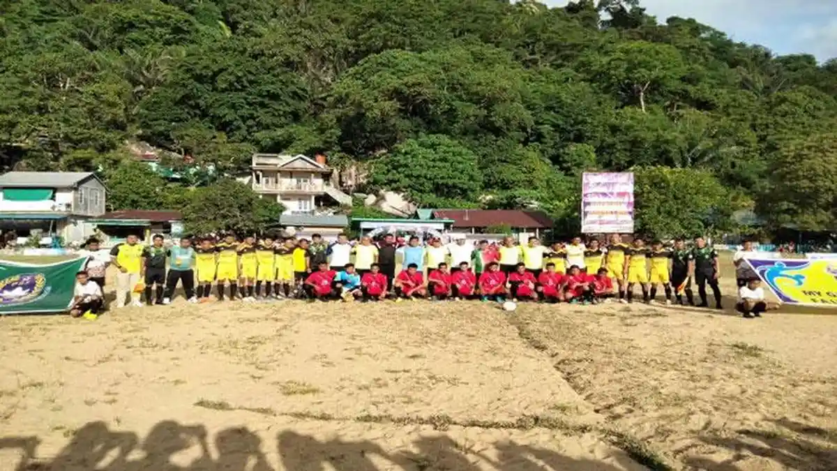 37 Tim Bertanding di Turnamen Askab PSSI Anambas, Bupati Beri Dukungan Hadiah