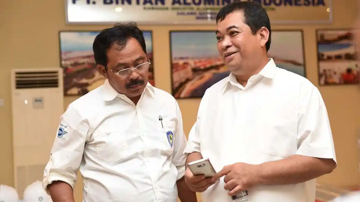 Demi Wisuda 120 Santri, Gubernur Nurdin Berangkat Pukul 03.00 Dinihari ke Dabosingkep