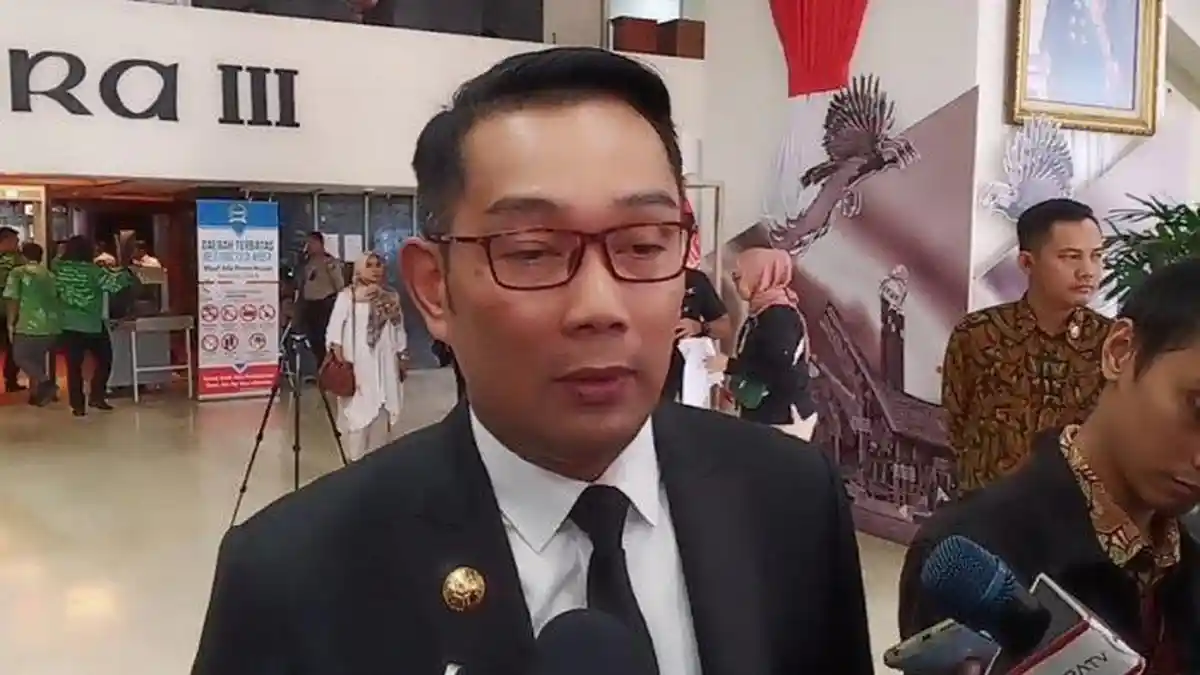 Ridwan Kamil Sarankan Anies Hati-hati Umumkan PSBB: Hampir Rp 300 Triliun Lari gara-gara Statement