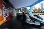 repelika-mobil-formula-e-di-kawasan-bunderan-hi_20220529_215453.jpg