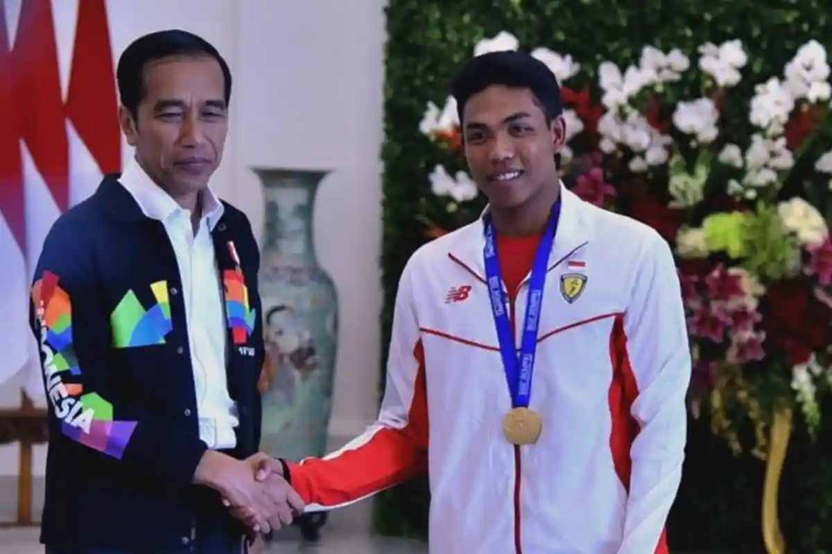 Jokowi:  Dengan Segala Keterbatasan Zohri Mampu Menjadi Juara Dunia