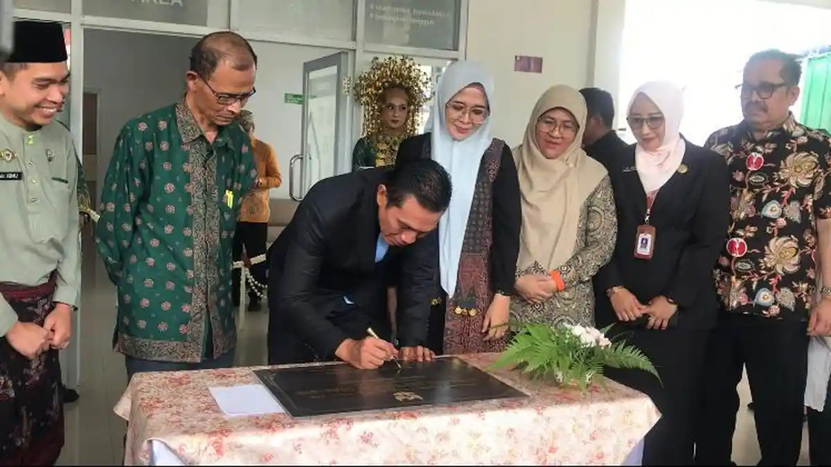 Fasilitas Kesehatan Ditingkatkan, Bupati Batang Hari Jambi Launching Mobil Donor Darah