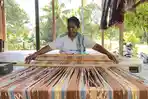 20260427_Pengrajin-Karta-Kreatif-Flobamora-Bulungan-Kalimantan-Utara.jpg