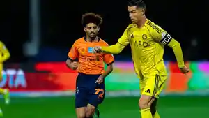 Aksi-Cristiano-Ronaldo-pada-laga-Al-Feiha-vs-Al-Nassr.jpg