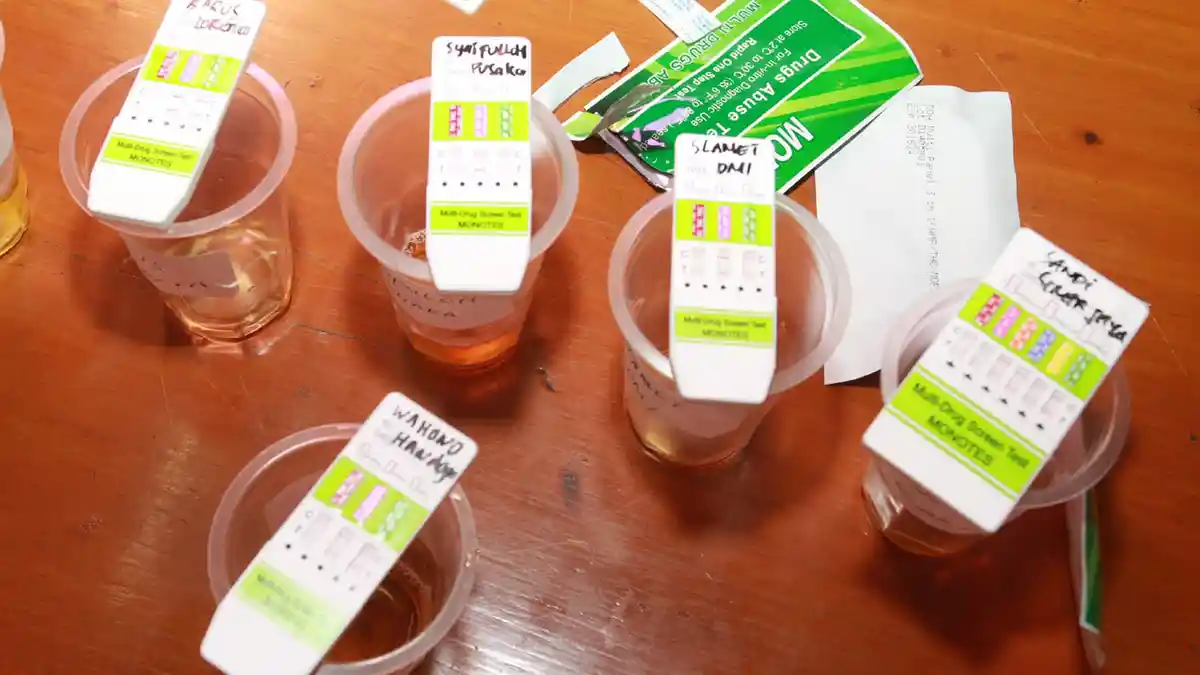 Tes Urine, Ada Sopir Bus Semarang-Surabaya Positif Narkoba