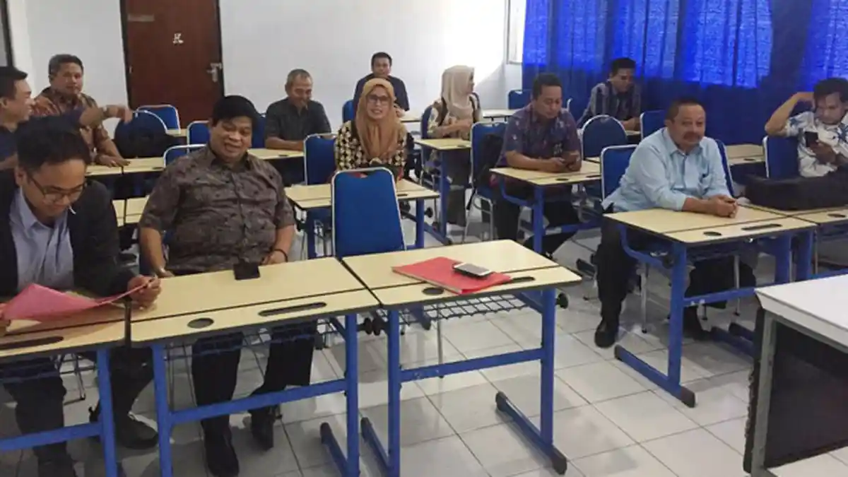 Mahasiswa S3 Pendidikan Vokasi Keteknikan UNM Studi Banding di PNUP - dosen-prodi-vokasi-keteknikan-unm.jpg