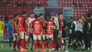 Pelatih-Kepala-Bali-United-Stefano-Cugurra.jpg