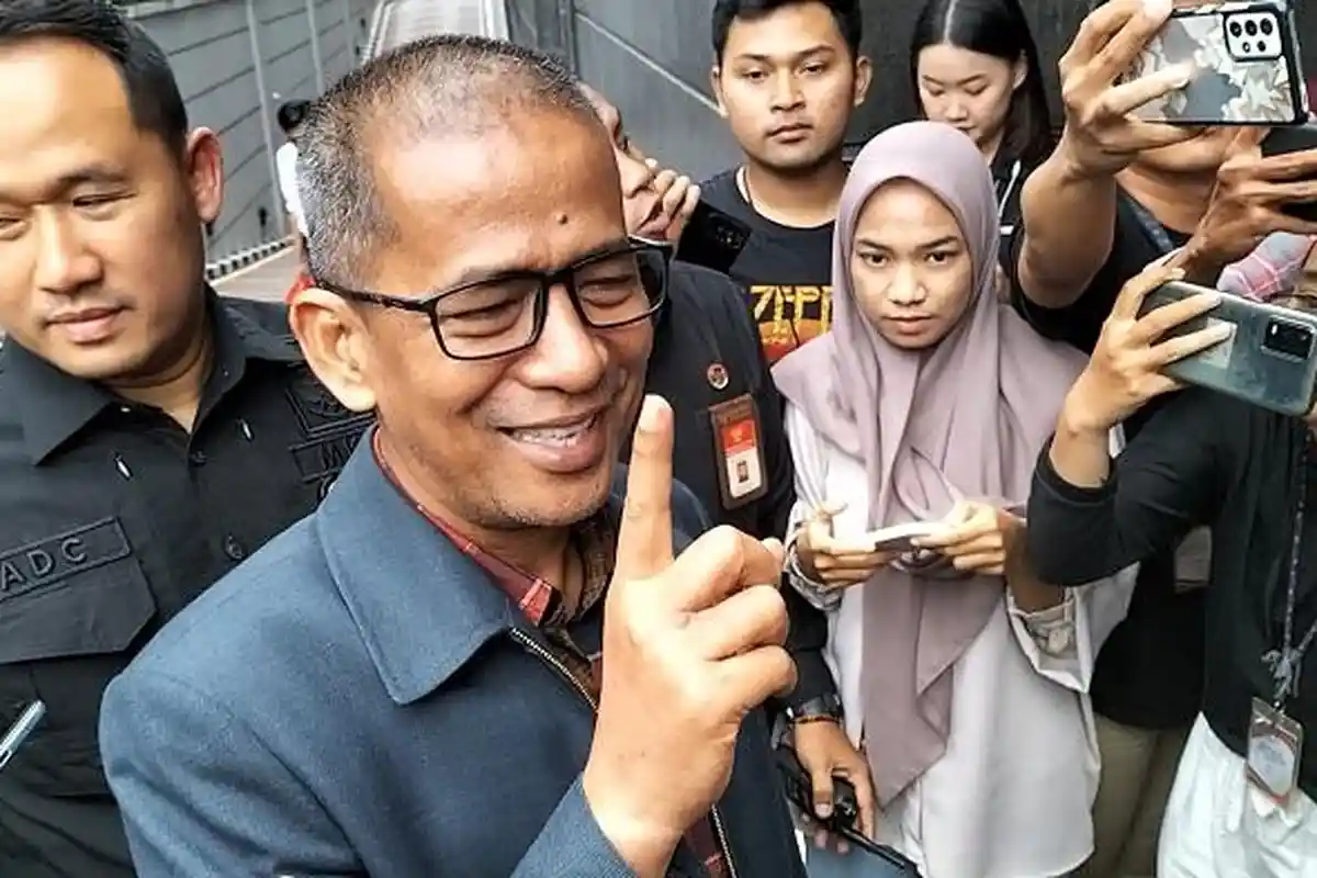 Hakim MK Saldi Isra: Saya Berkeyakinan Dalil Pemohon Soal Politisasi Bansos Beralasan Menurut Hukum