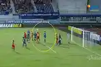 Proses-gol-Muhammad-Ferarri-pada-menit-23.jpg