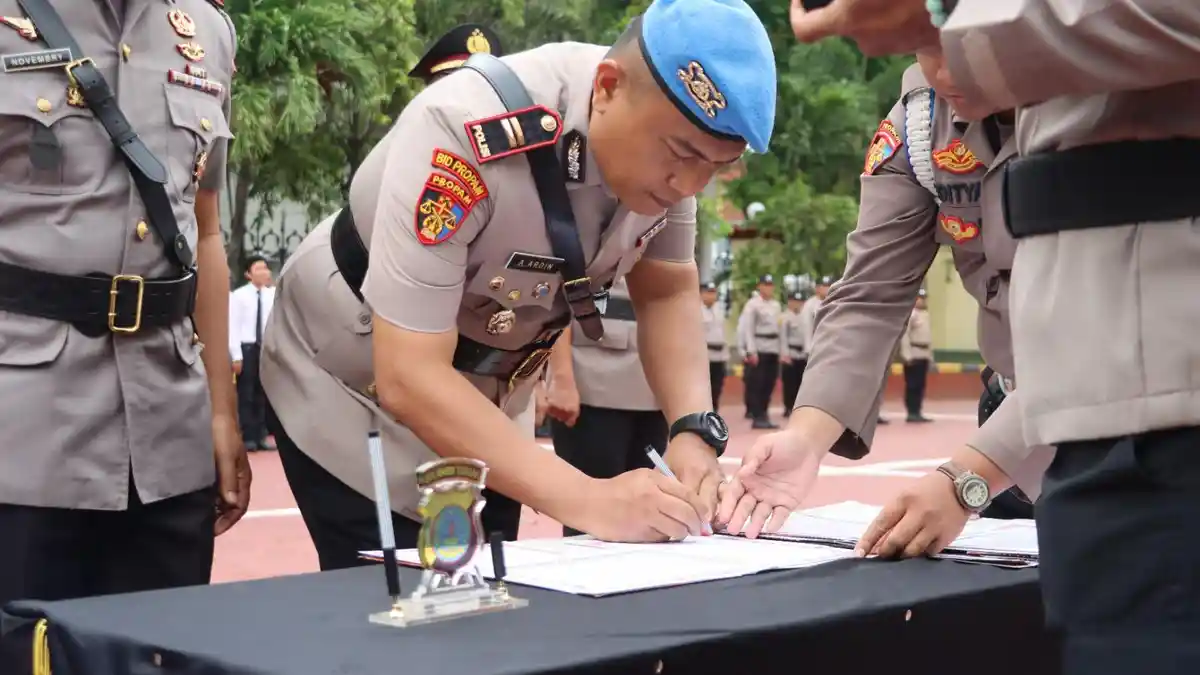 Mutasi Perwira Warnai Pergantian Jabatan di Polresta Palu