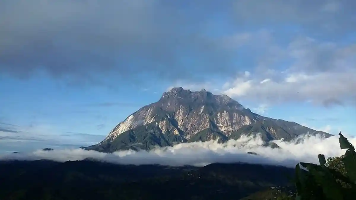 Kinabalu Masuk Daftar Gunung Paling Menantang dan Luar Biasa di Dunia Versi Lonely Planet