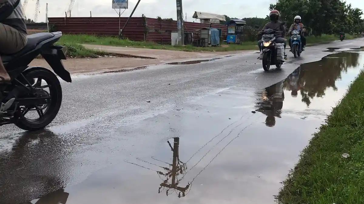 Hujan Jadi Perhatian Camat Sagulung saat Pandemi Covid-19, Minta Warga Perhatikan Protokol Kesehatan