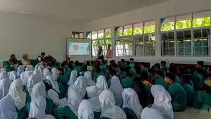 Sosialisasi-dan-Edukasi-Anti-Bullying-di-SMPN-2-Kundur.jpg