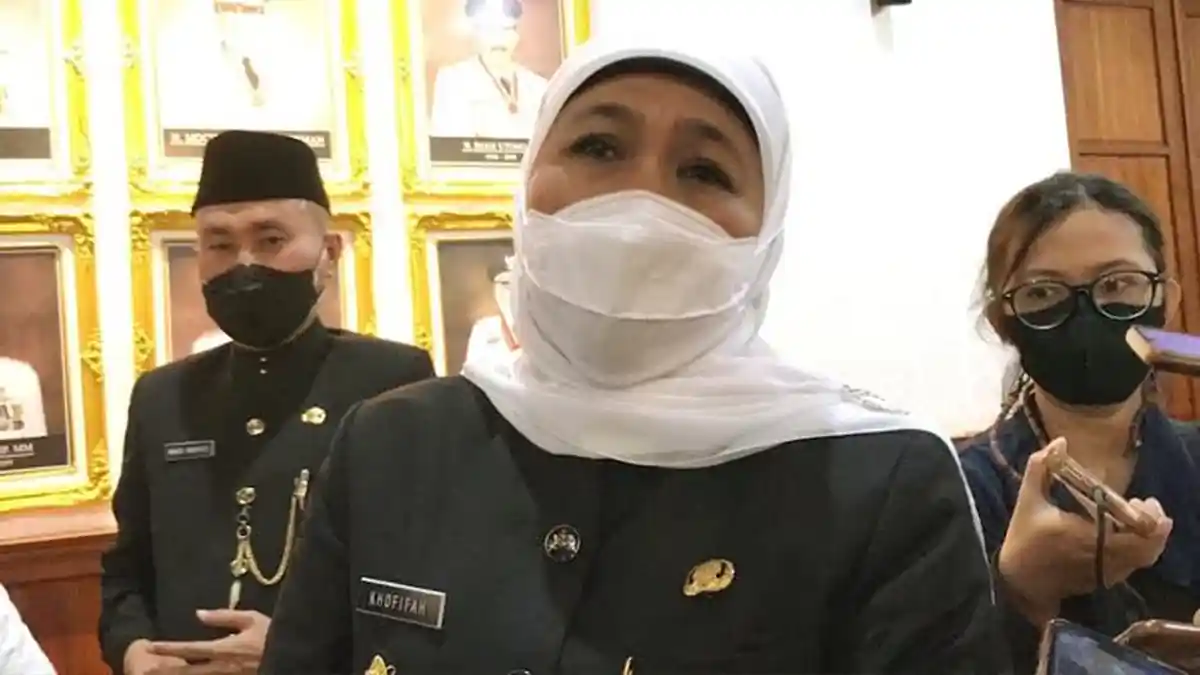Strategi Gubernur Khofifah Hadapi Gelombang Ketiga Covid-19 di Jatim