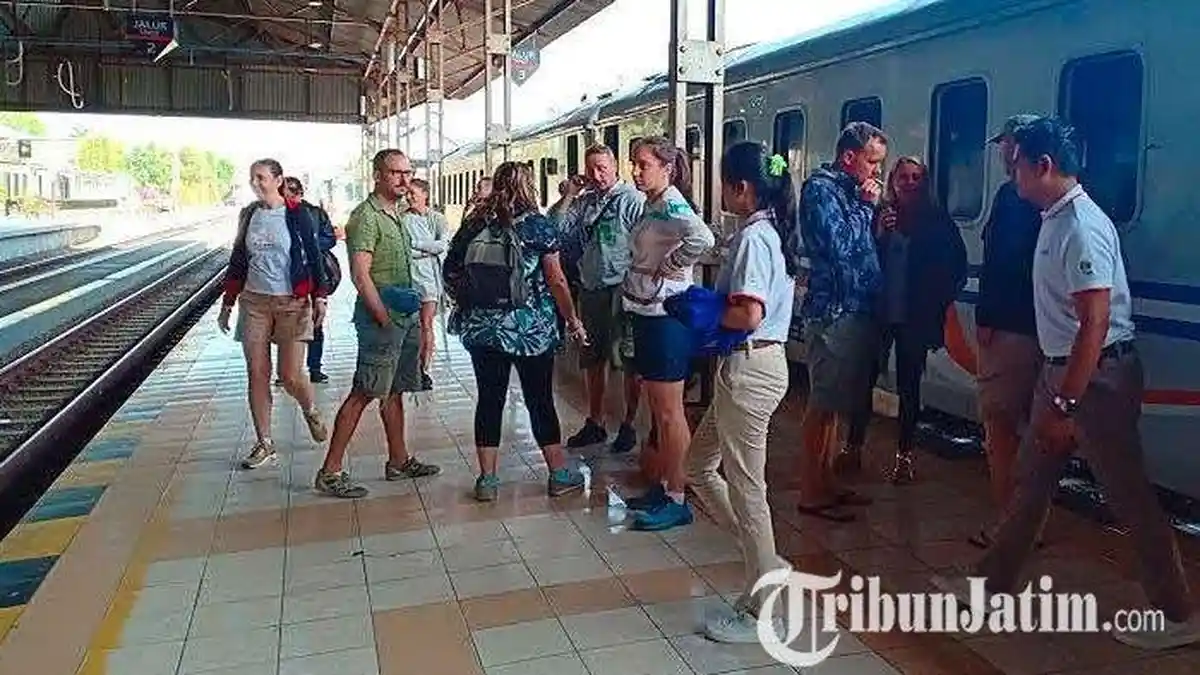 Libur Nataru, Penumpang Kereta di Stasiun Madiun Tertinggi di KAI Daop 7