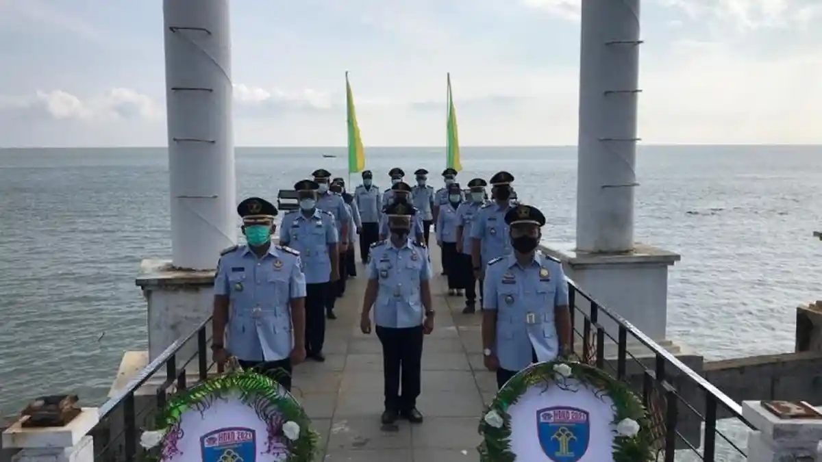 Peringati Hari Dharma Karya Dhika, Rutan Kelas II B Karimun Gelar Tabur Bunga