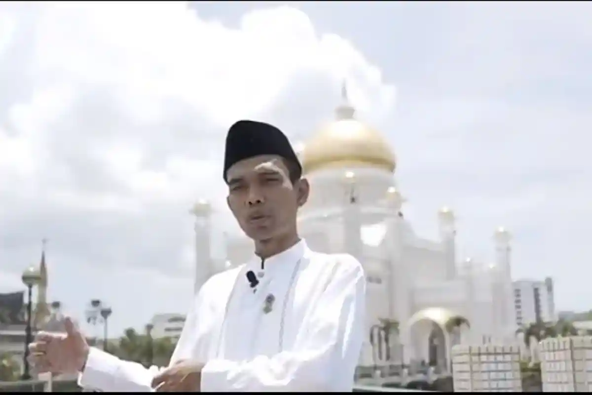 Ustaz Abdul Somad: Salat Kamu Tak Khusyuk? Coblos Nomor Dua