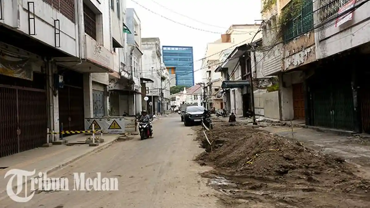 Berita Foto: Pemko Medan Siap Ikuti Proses Hukum, Ahli Waris Gedung Warenhuis Gugat Rp 1 Triliun - 13072023_REVITALISASI-WARENHUIS_ABDAN-SYAKURO-2.jpg