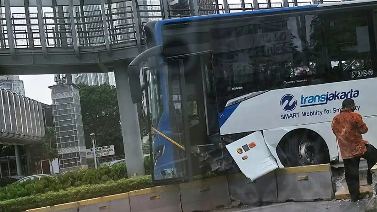 Ini Sederet Kasus Kecelakaan yang Dialami Bus TransJakarta 3 Bulan Terakhir