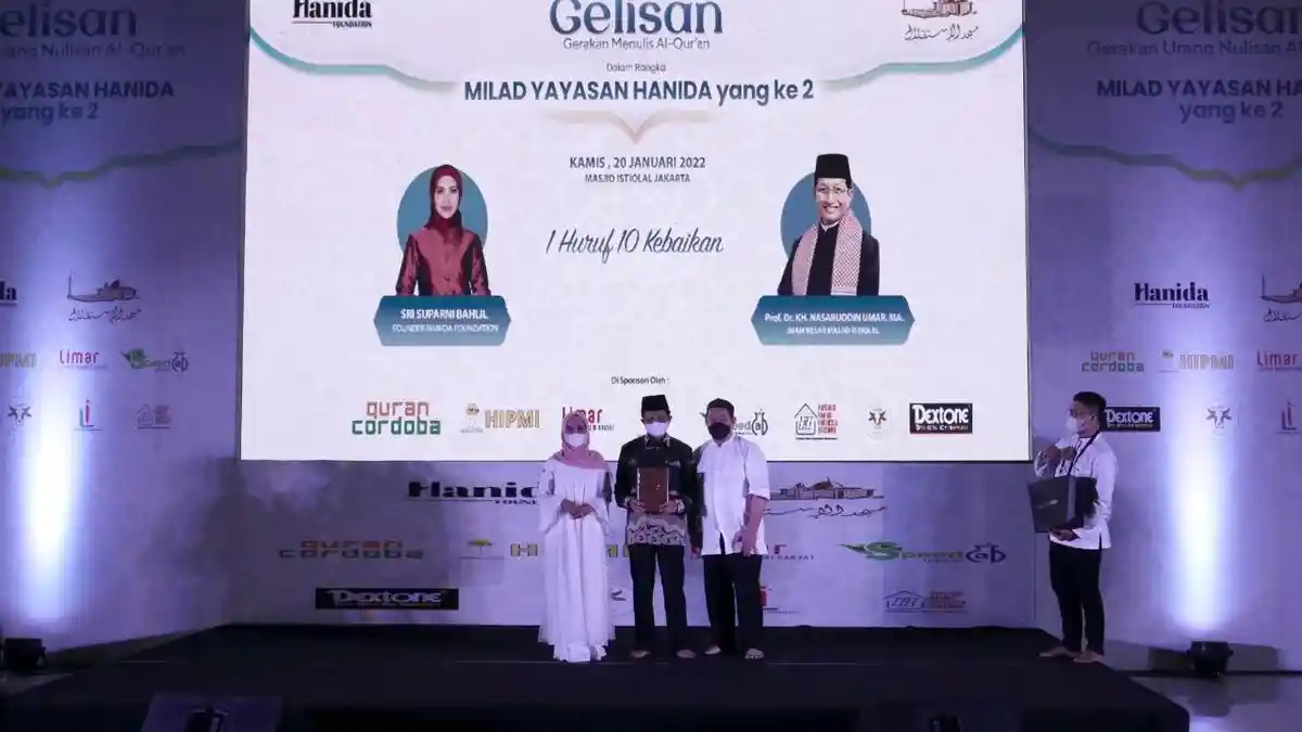 Gerakan Menulis Al-Quran Tanamkan Kecintaan kepada Kitab Suci