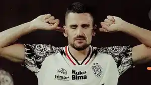 Eks-Pemain-Bali-United-Boris-Kopitovic1.jpg