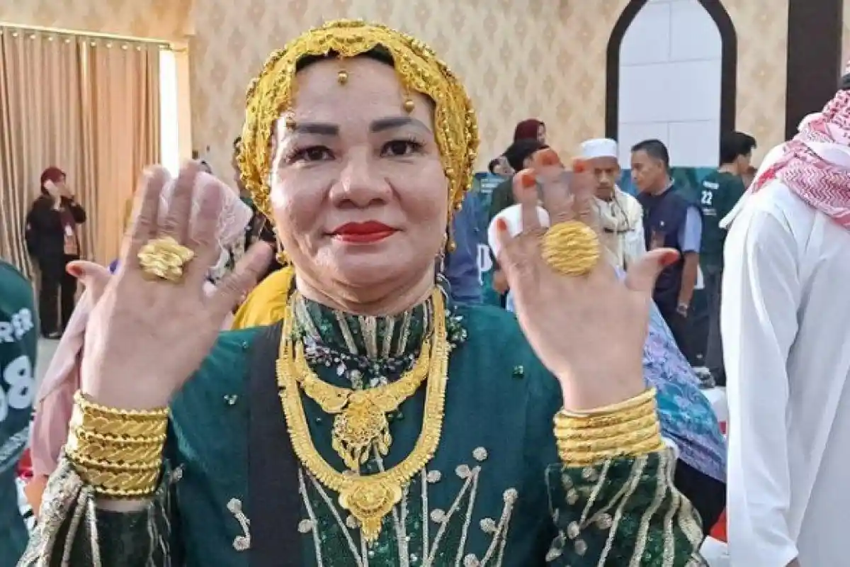 Nasib Jamaah Haji Pamer Perhiasan Emas 180 Gram Pulang dari Tanah Suci, Kini Dipanggil Bea Cukai