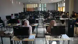 Ratusan-Calon-Maba-Absen-SNBT-di-Unila-Sebagian-Pilih-Sekolah-Kedinasan.jpg